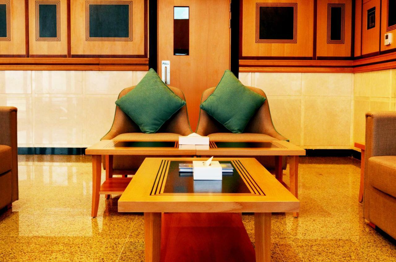 Nooh Tower Al Hidd Exterior foto